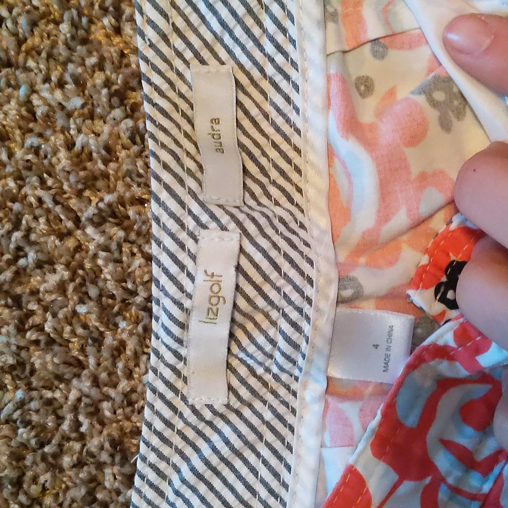 Pink patterned capris - Picture 4 of 4